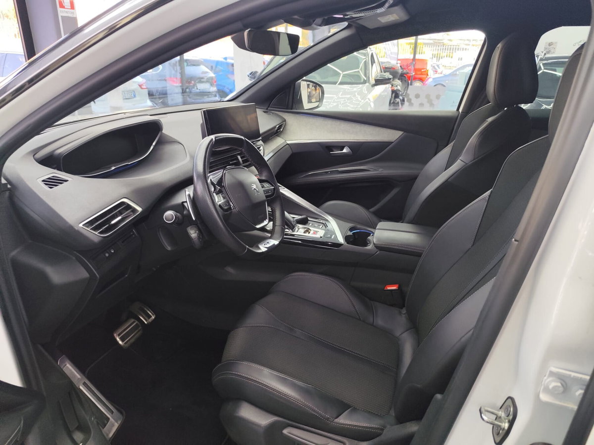 Peugeot 3008 BlueHDi 130 S&S EAT8 GT Pack (8)