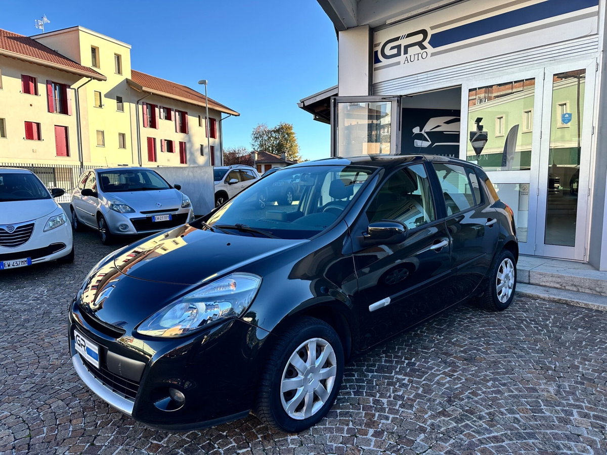 Renault Clio Storia 1.2 16V 5 porte Dynamique