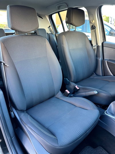 Renault Clio Storia 1.2 16V 5 porte Dynamique (12)