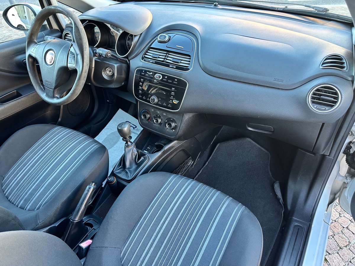 Fiat Punto Evo 1.2 3 porte S&S Dynamic (11)
