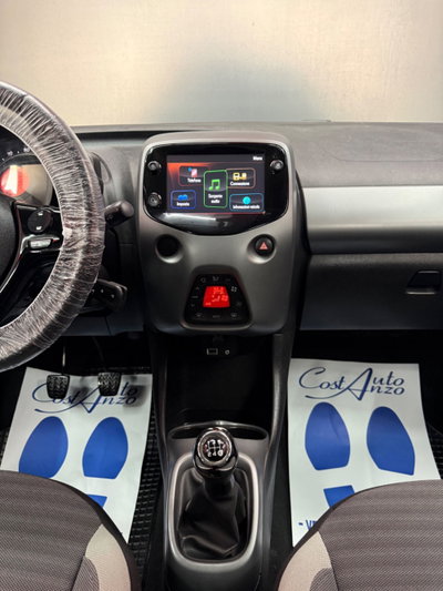 Toyota Aygo Connect 1.0 VVT-i 72 CV 5 porte x-cite (12)