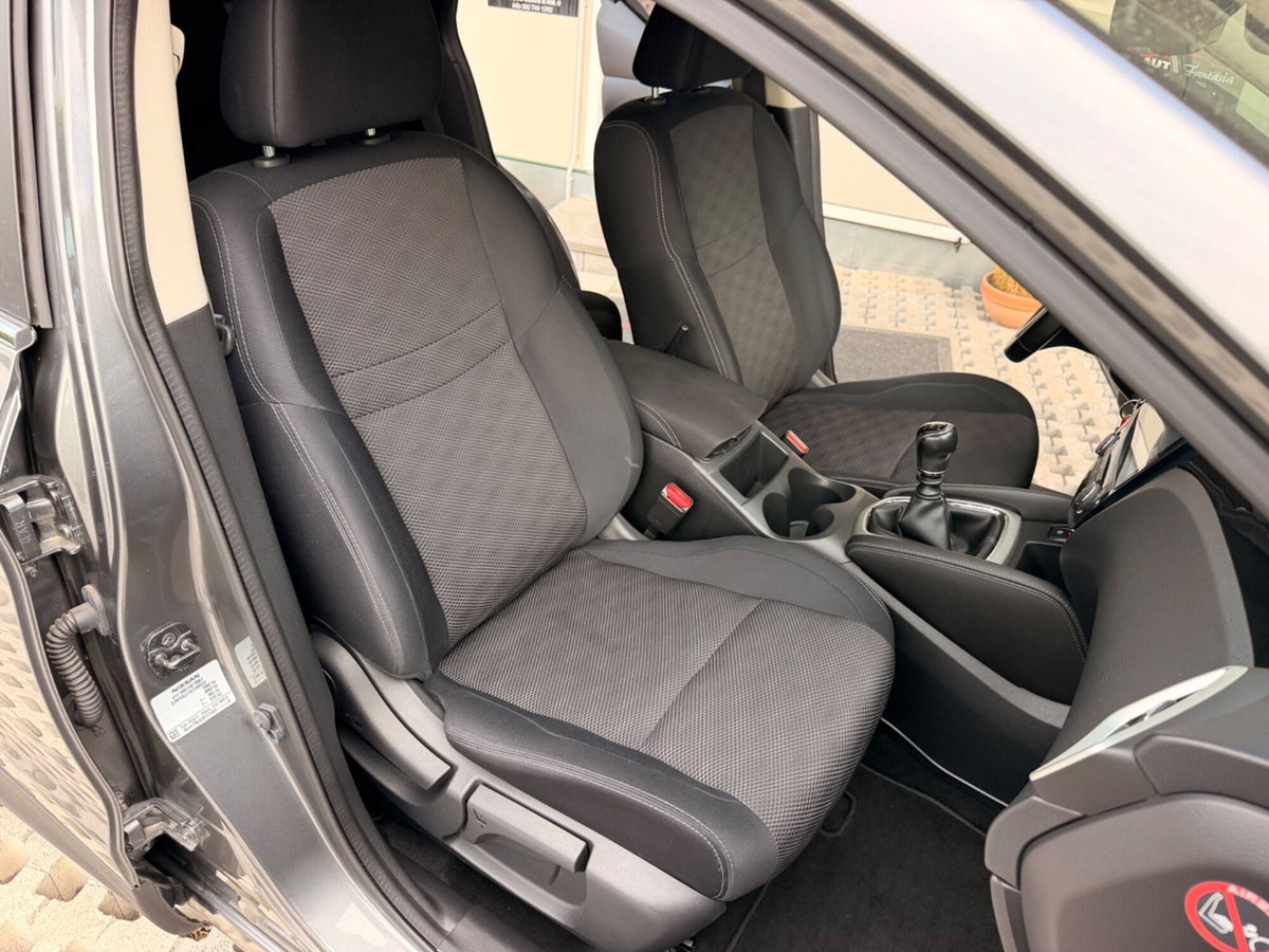 Nissan Qashqai 1.2 DIG-T 360 (17)