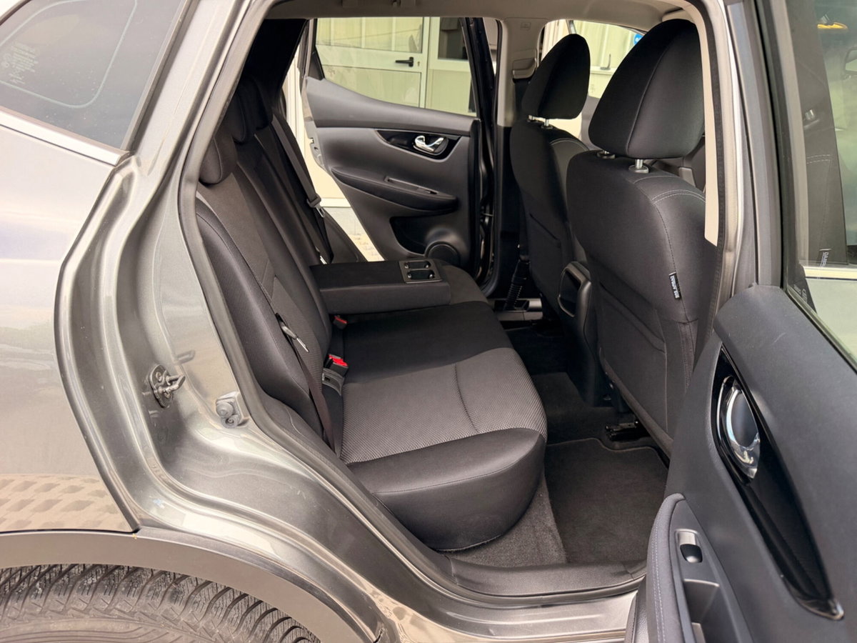 Nissan Qashqai 1.2 DIG-T 360 (18)