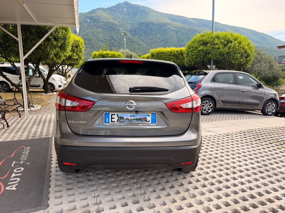 Nissan Qashqai 1.2 DIG-T 360 (6)