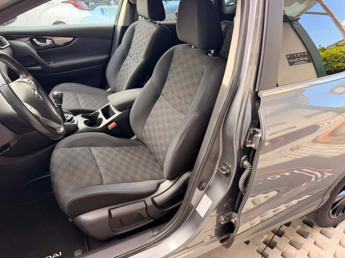 Nissan Qashqai 1.2 DIG-T 360 (9)