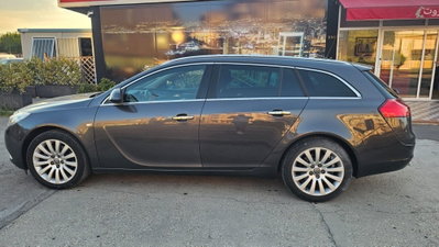 Opel Insignia Station Wagon Turbo 180CV Sports Cosmo (10)