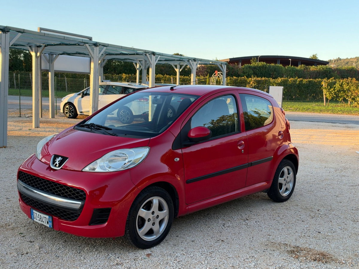 Peugeot 107 68CV 5p. Desir