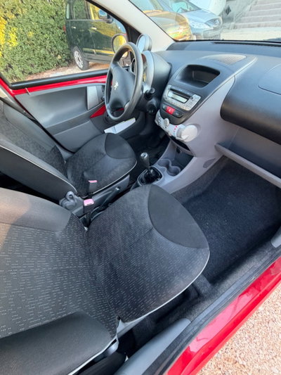 Peugeot 107 68CV 5p. Desir (10)