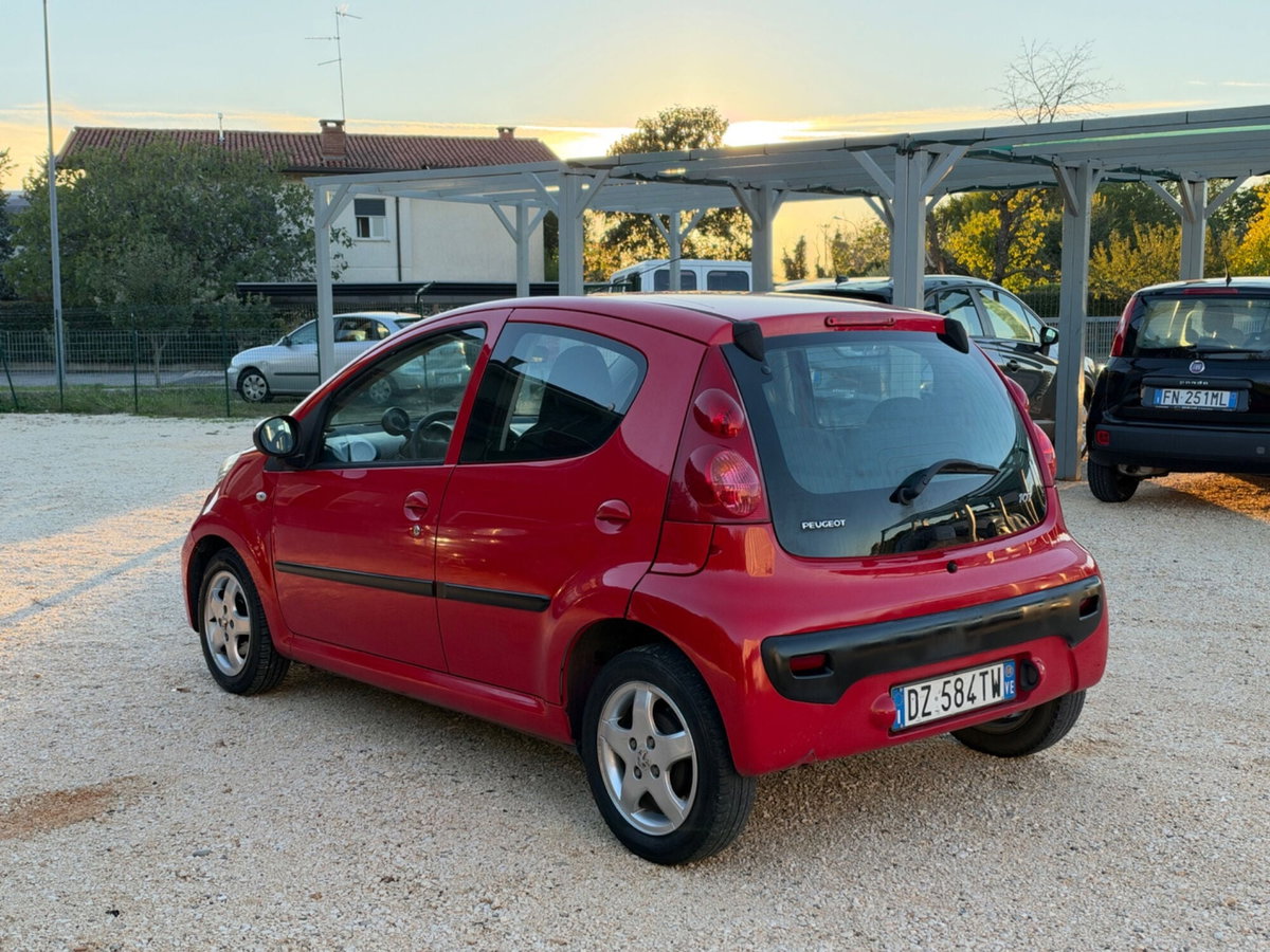 Peugeot 107 68CV 5p. Desir (4)