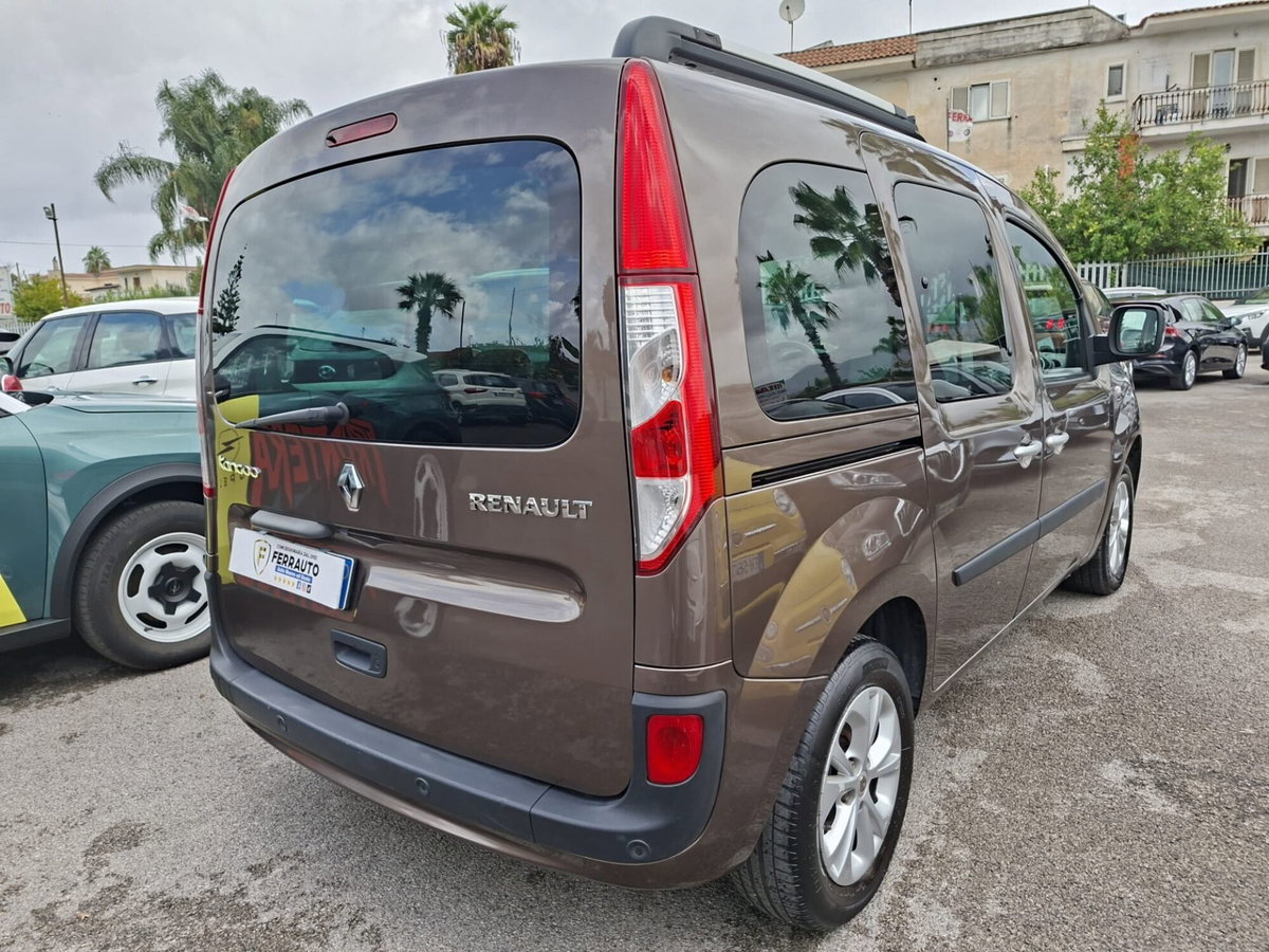 Renault Kangoo 1.5 dCi 90CV 5 porte Stop & Start Limited (10)