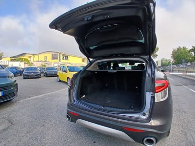 Alfa Romeo Stelvio Stelvio 2.2 Turbodiesel 180 CV AT8 RWD Super (16)