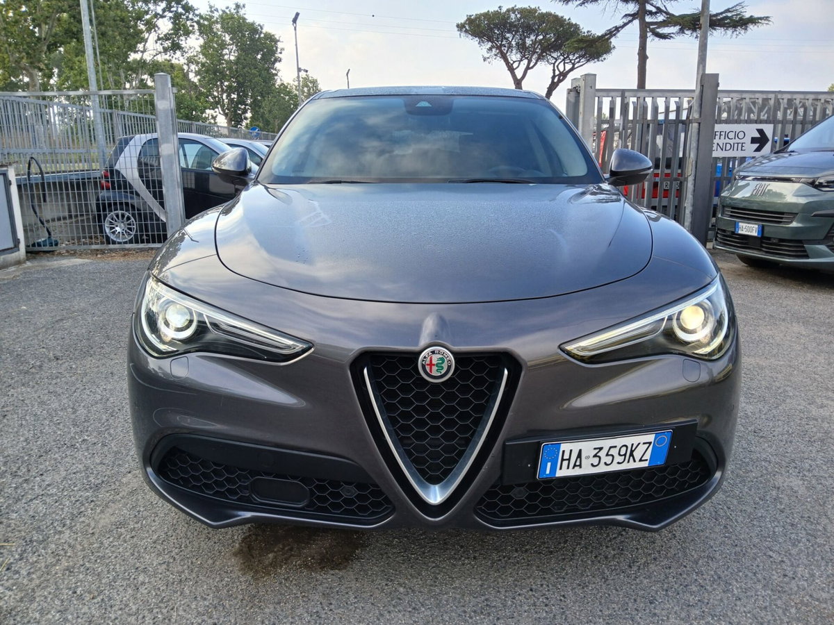 Alfa Romeo Stelvio Stelvio 2.2 Turbodiesel 180 CV AT8 RWD Super (2)