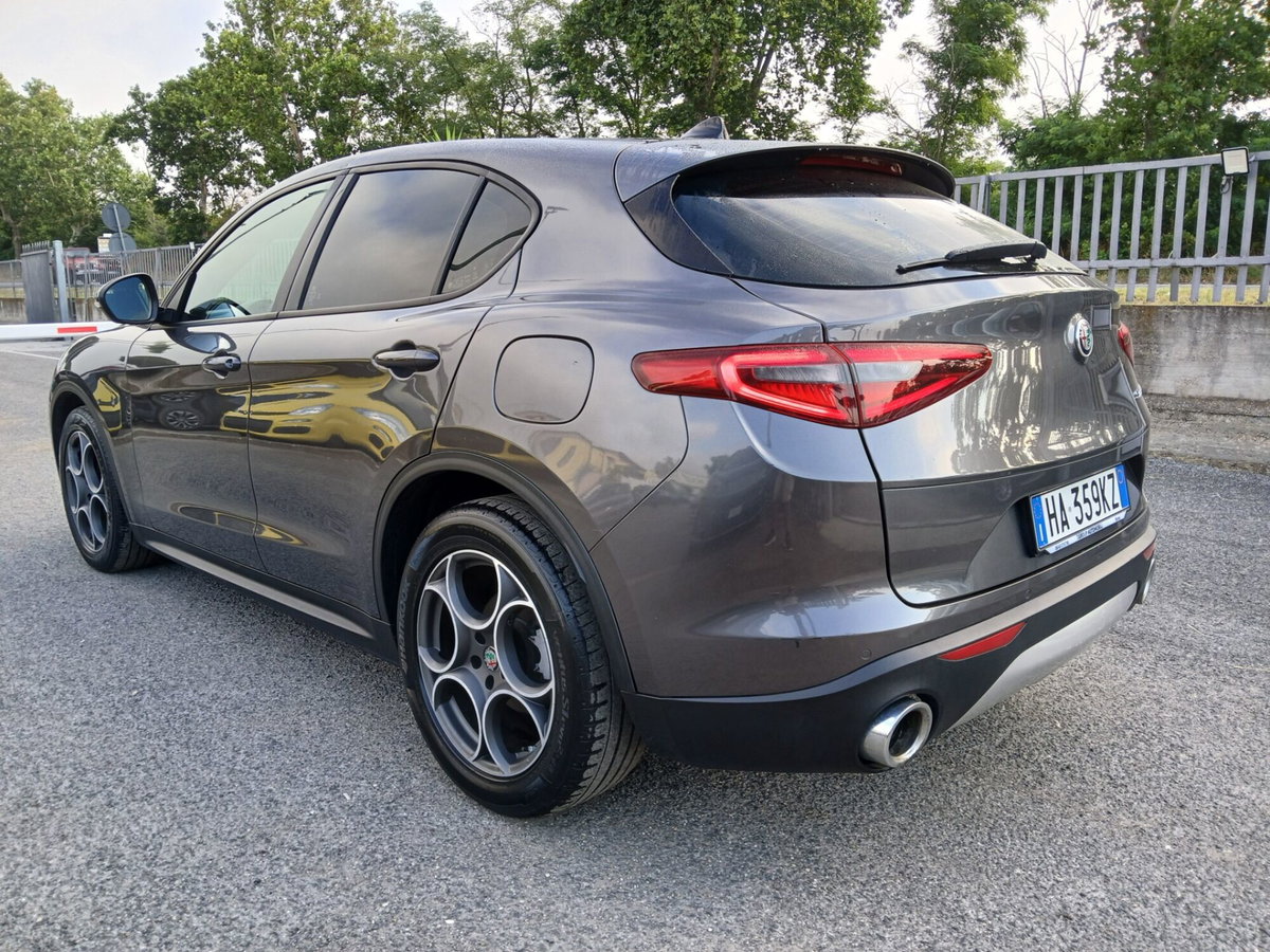 Alfa Romeo Stelvio Stelvio 2.2 Turbodiesel 180 CV AT8 RWD Super (7)