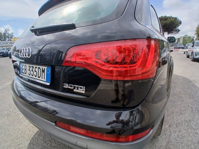 Audi Q7 3.0 TDI 240 CV clean diesel quattro tip. Advanced Plus (15)