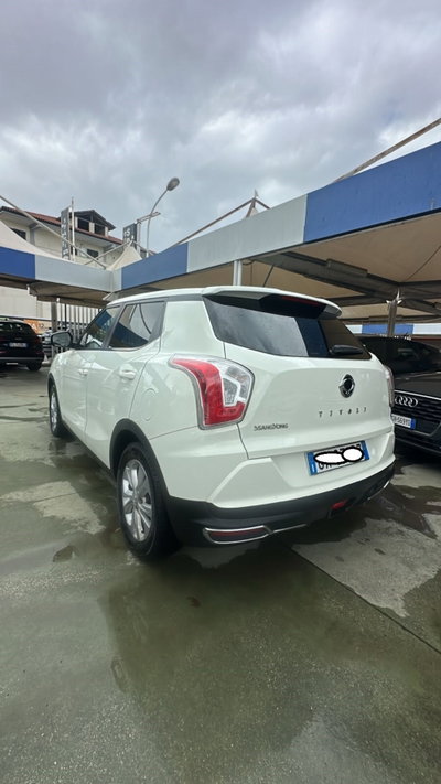 Ssangyong Tivoli 1.6 2WD Bi-fuel GPL Icon aut. (2)