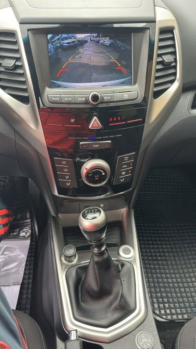Ssangyong Tivoli 1.6 2WD Bi-fuel GPL Icon aut. (3)