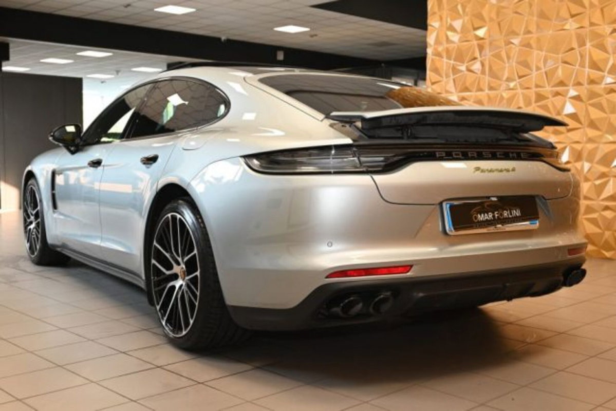 Porsche Panamera 2.9 4 Platinum Edition auto (4)