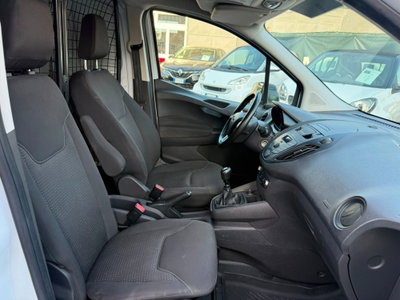 Ford Transit Courier 1.5 TDCi 75CV  Trend (8)