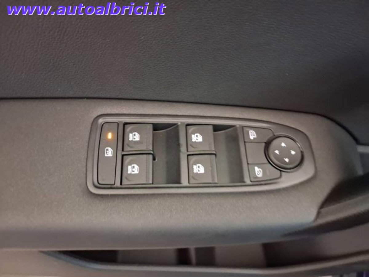 Renault Captur 1.2 eco-g Evolution 120cv (13)