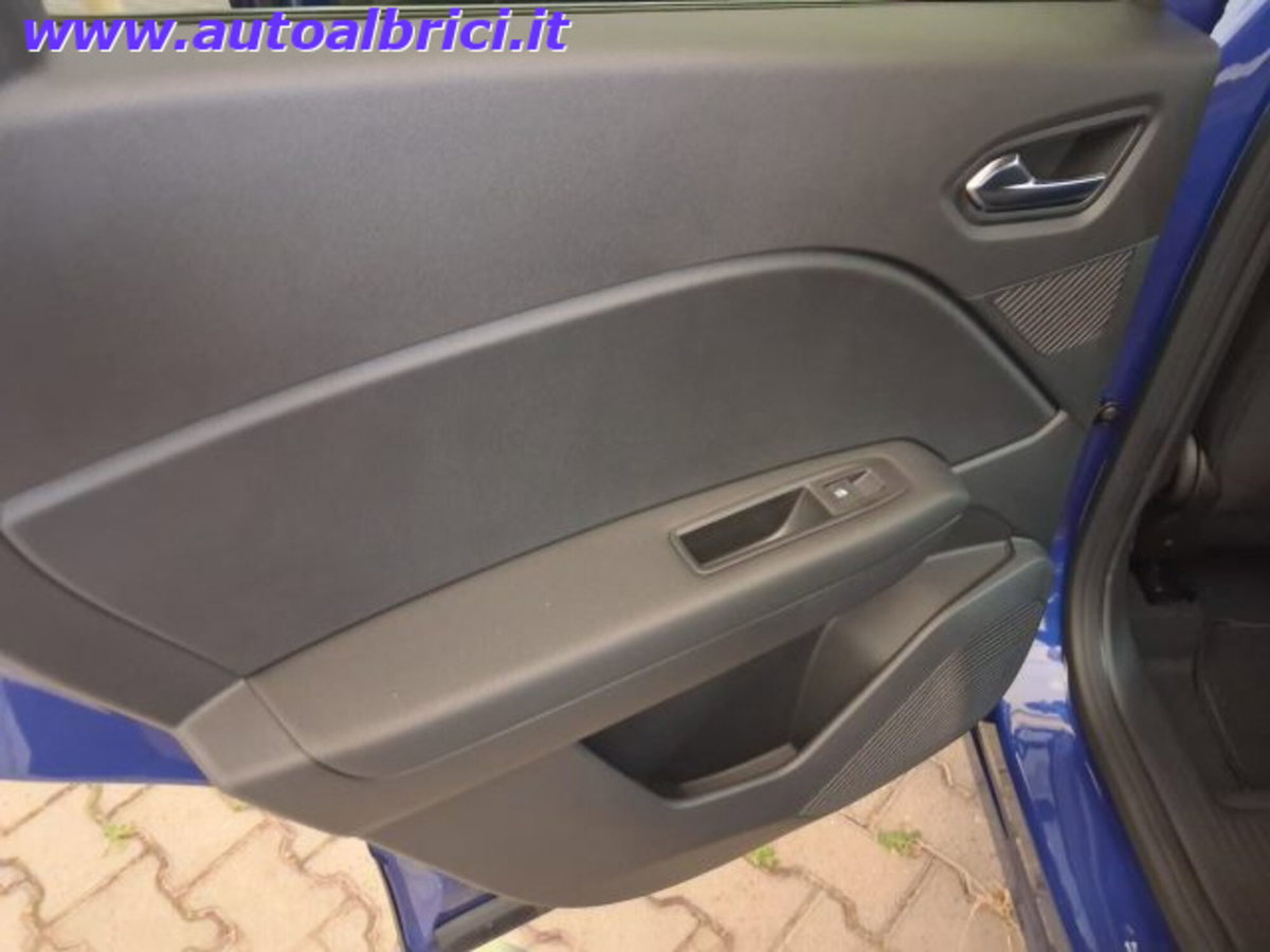 Renault Captur 1.2 eco-g Evolution 120cv (16)