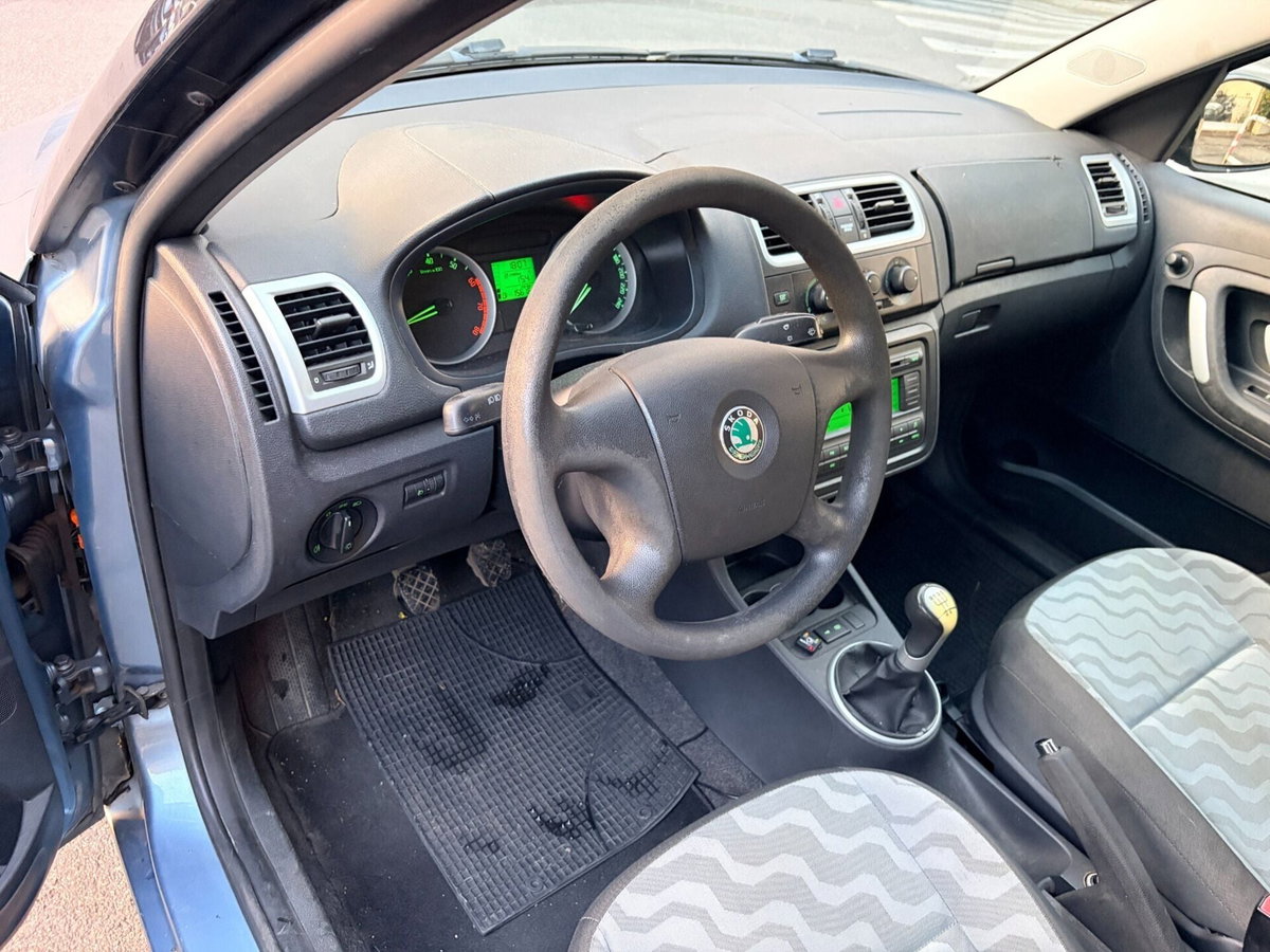 Skoda Roomster 16V Comfort GPLine (12)