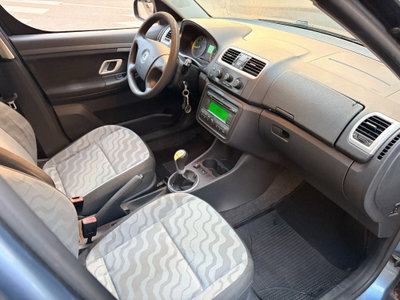Skoda Roomster 16V Comfort GPLine (15)