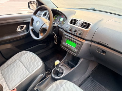 Skoda Roomster 16V Comfort GPLine (17)