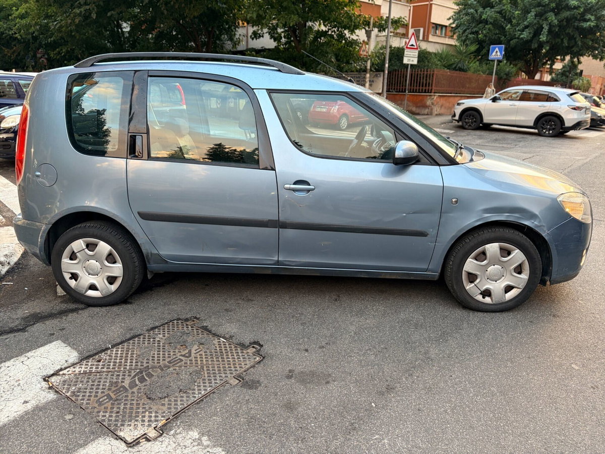 Skoda Roomster 16V Comfort GPLine (8)