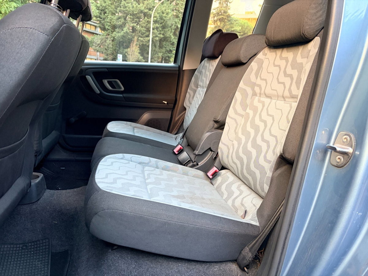 Skoda Roomster 16V Comfort GPLine (9)