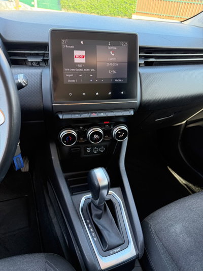 Renault Clio Full Hybrid E-Tech 140 CV 5 porte E-Tech (10)