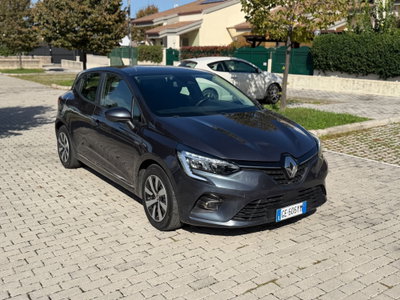 Renault Clio Full Hybrid E-Tech 140 CV 5 porte E-Tech (2)