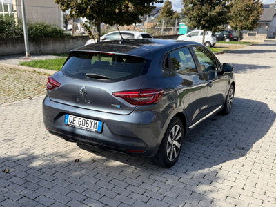 Renault Clio Full Hybrid E-Tech 140 CV 5 porte E-Tech (5)