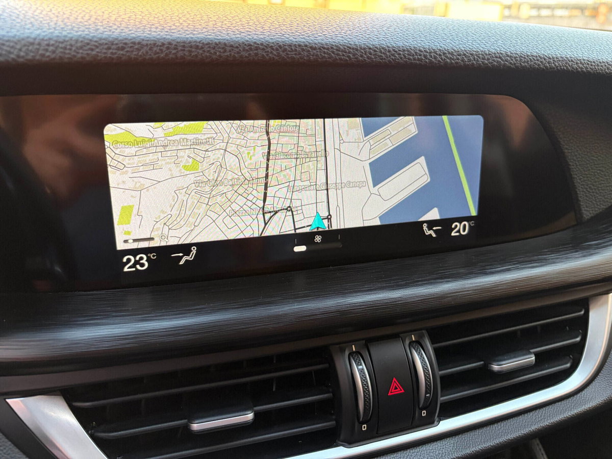 Alfa Romeo Stelvio Stelvio 2.2 Turbodiesel 180 CV AT8 Q4 Super (14)