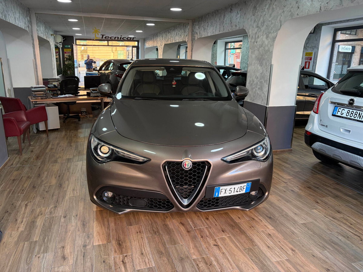 Alfa Romeo Stelvio Stelvio 2.2 Turbodiesel 180 CV AT8 Q4 Super (3)