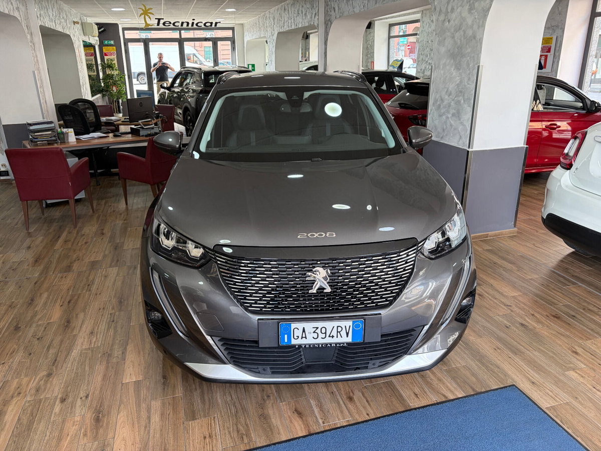 Peugeot 2008 PureTech 130 S&S Allure (2)