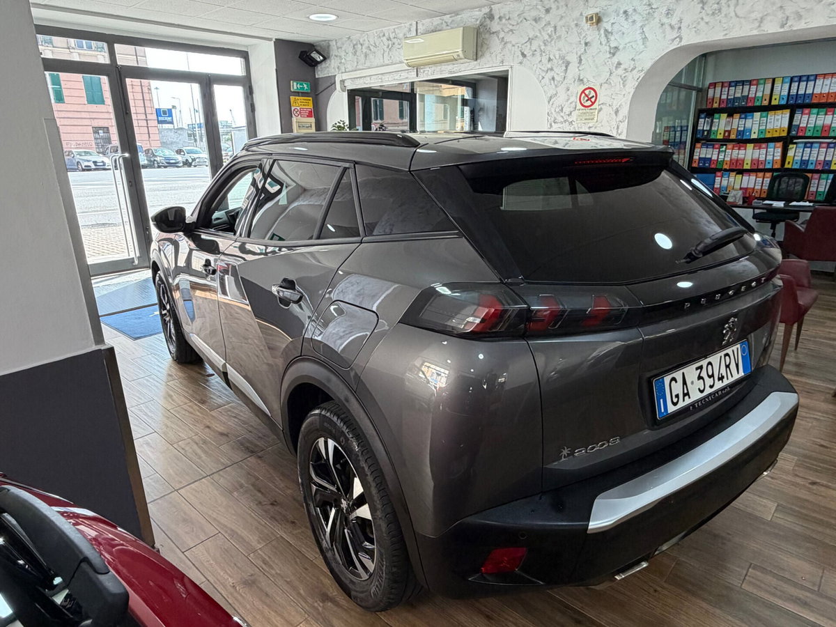 Peugeot 2008 PureTech 130 S&S Allure (4)