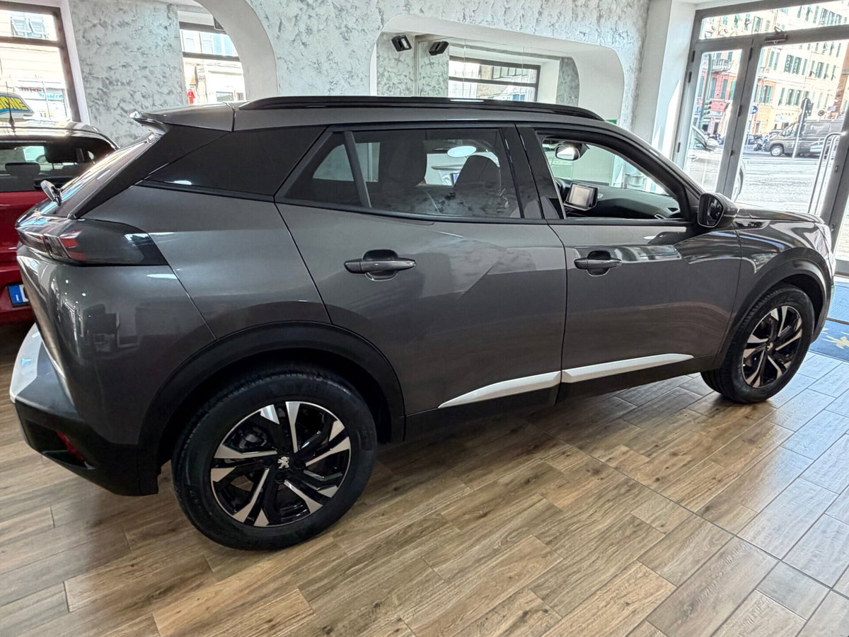 Peugeot 2008 PureTech 130 S&S Allure (5)