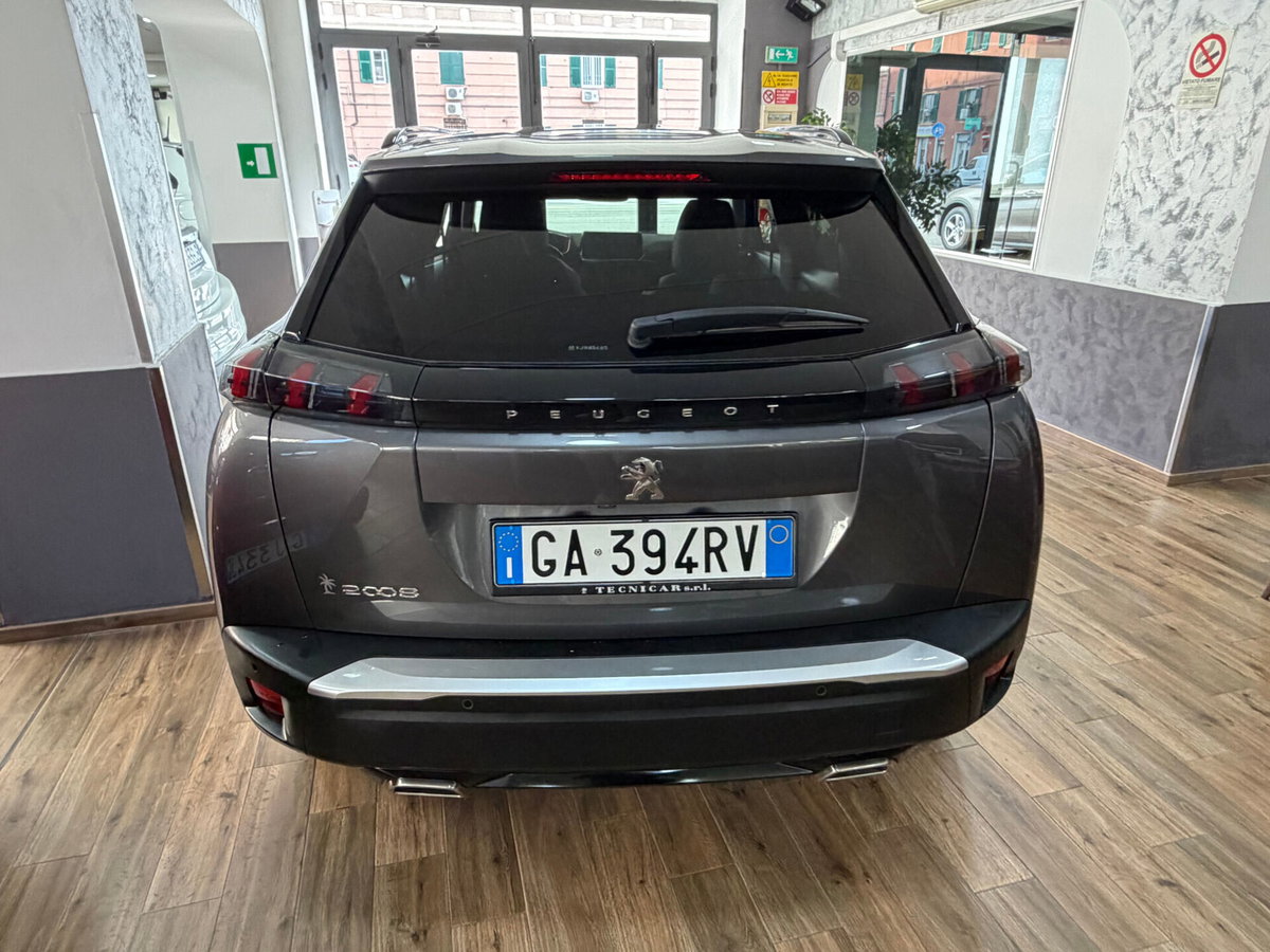 Peugeot 2008 PureTech 130 S&S Allure (6)