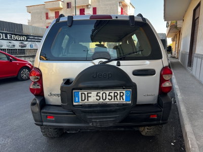 Jeep Cherokee 2.8 CRD Limited (6)