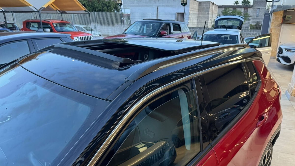 Jeep Compass 1.6 Multijet II 2WD Limited (10)