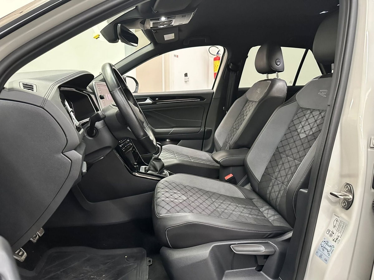 Volkswagen T-Roc 2.0 tdi R-Line 115cv (11)