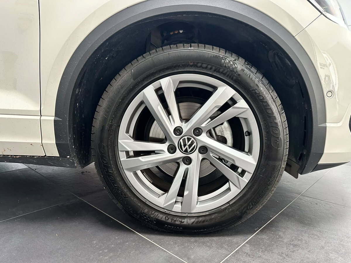 Volkswagen T-Roc 2.0 tdi R-Line 115cv (9)