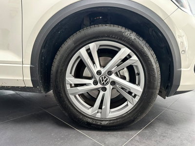 Volkswagen T-Roc 2.0 tdi R-Line 115cv (9)