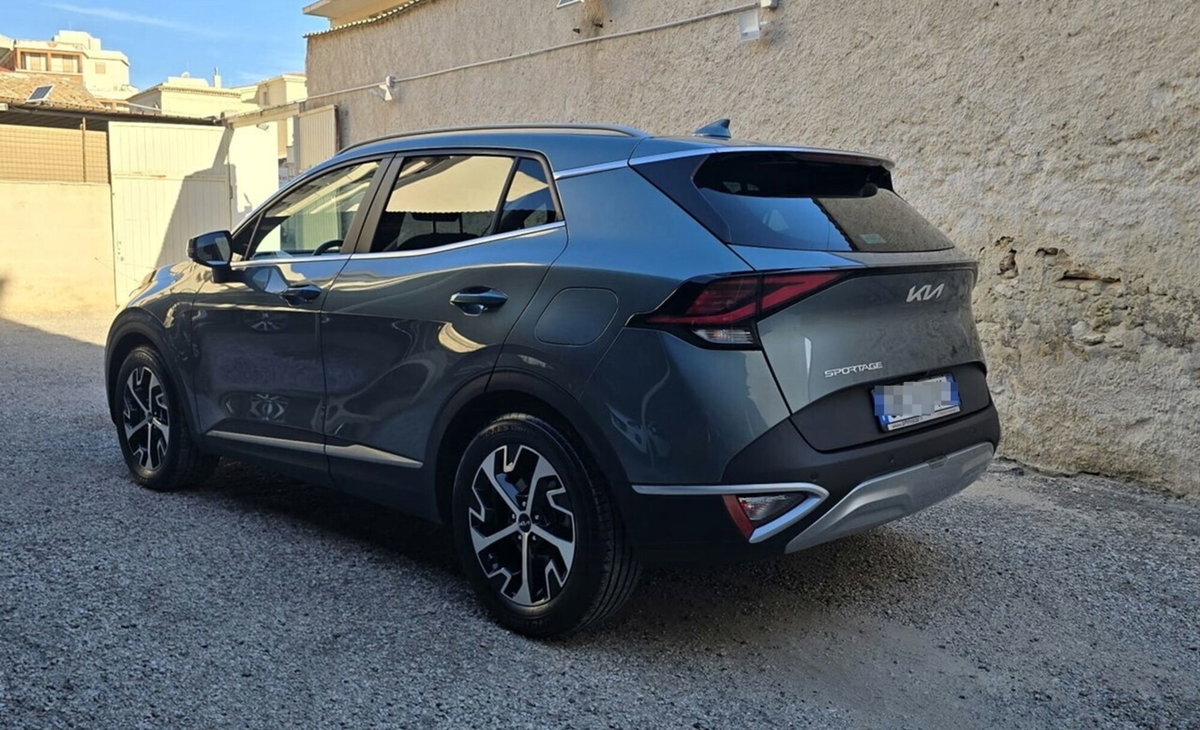 Kia Sportage crdi mhev Style dct7 (7)