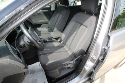 Volkswagen T-Roc 2.0 tdi R-Line 4motion 150cv dsg (13)