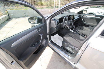 Volkswagen T-Roc 2.0 tdi R-Line 4motion 150cv dsg (14)
