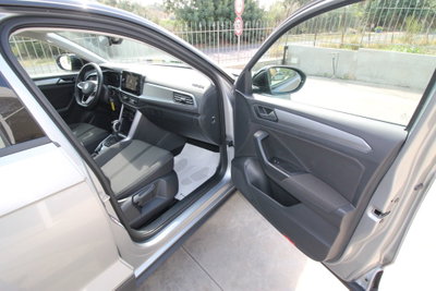 Volkswagen T-Roc 2.0 tdi R-Line 4motion 150cv dsg (17)