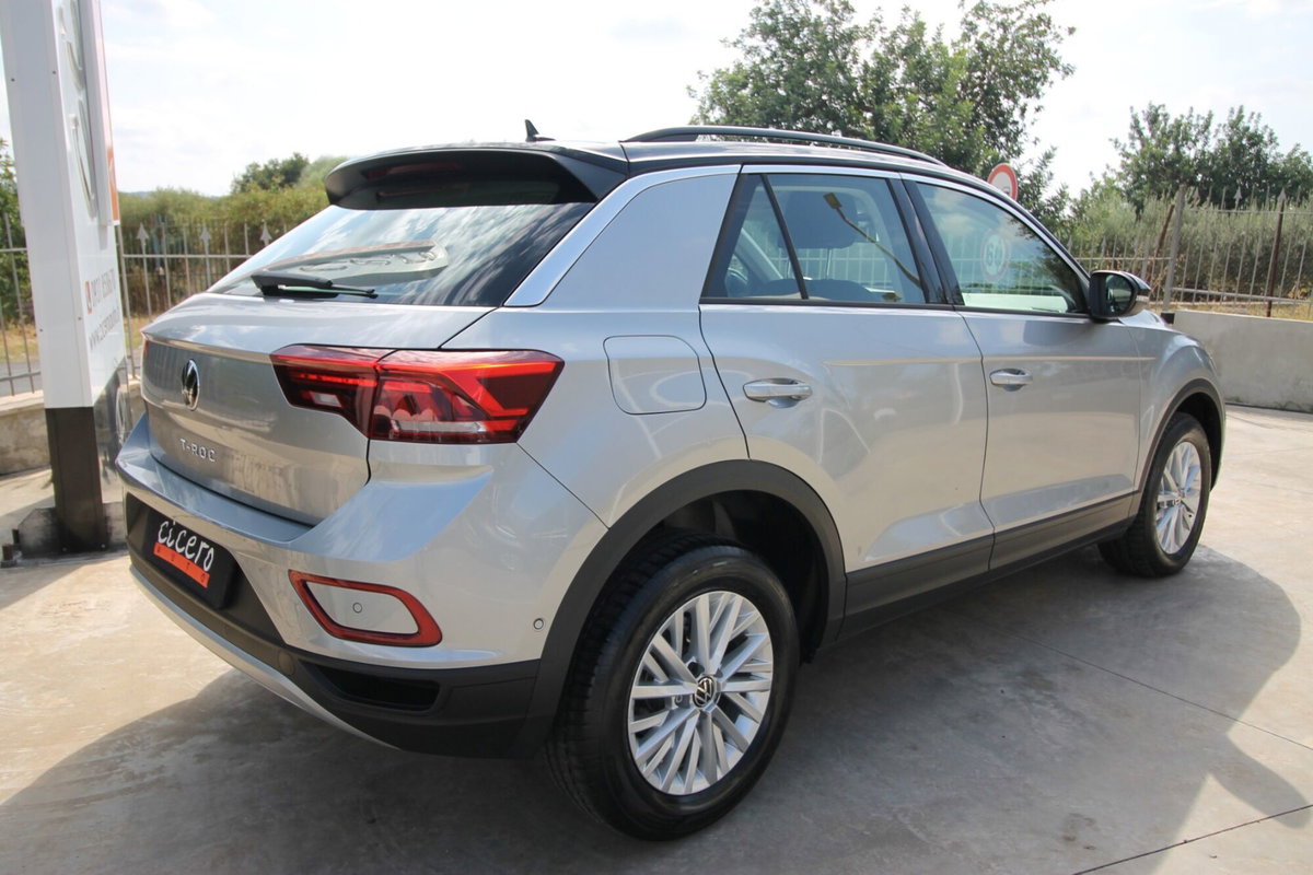 Volkswagen T-Roc 2.0 tdi R-Line 4motion 150cv dsg (6)