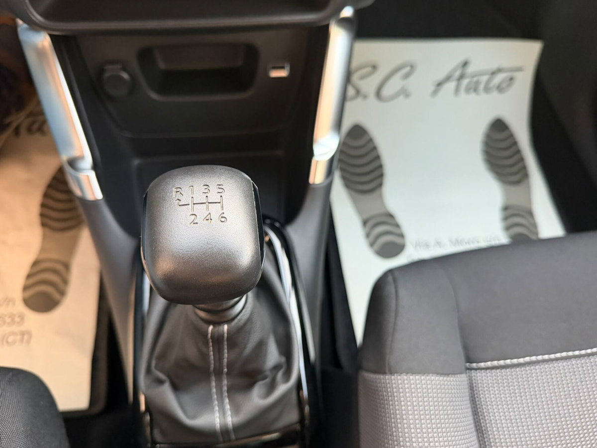Citroen C3 Aircross BlueHDi 110 S&S Feel (16)