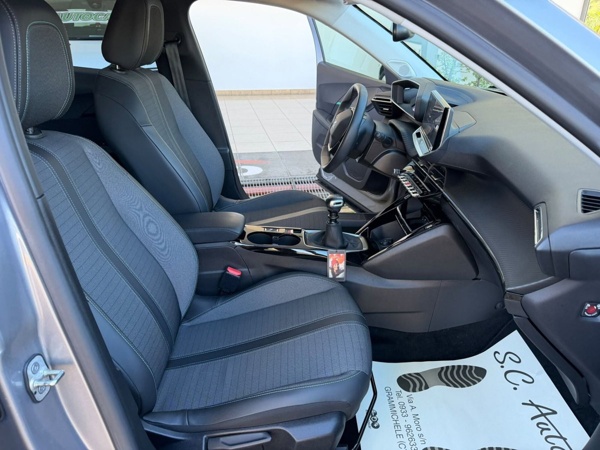 Peugeot 2008 BlueHDi 110 S&S Allure Pack (13)